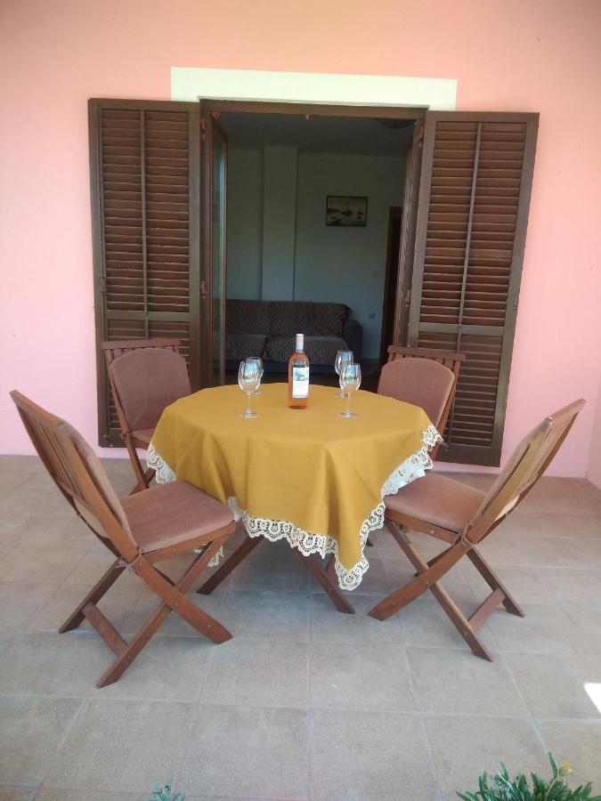 Apartmani Peko باغ المظهر الخارجي الصورة