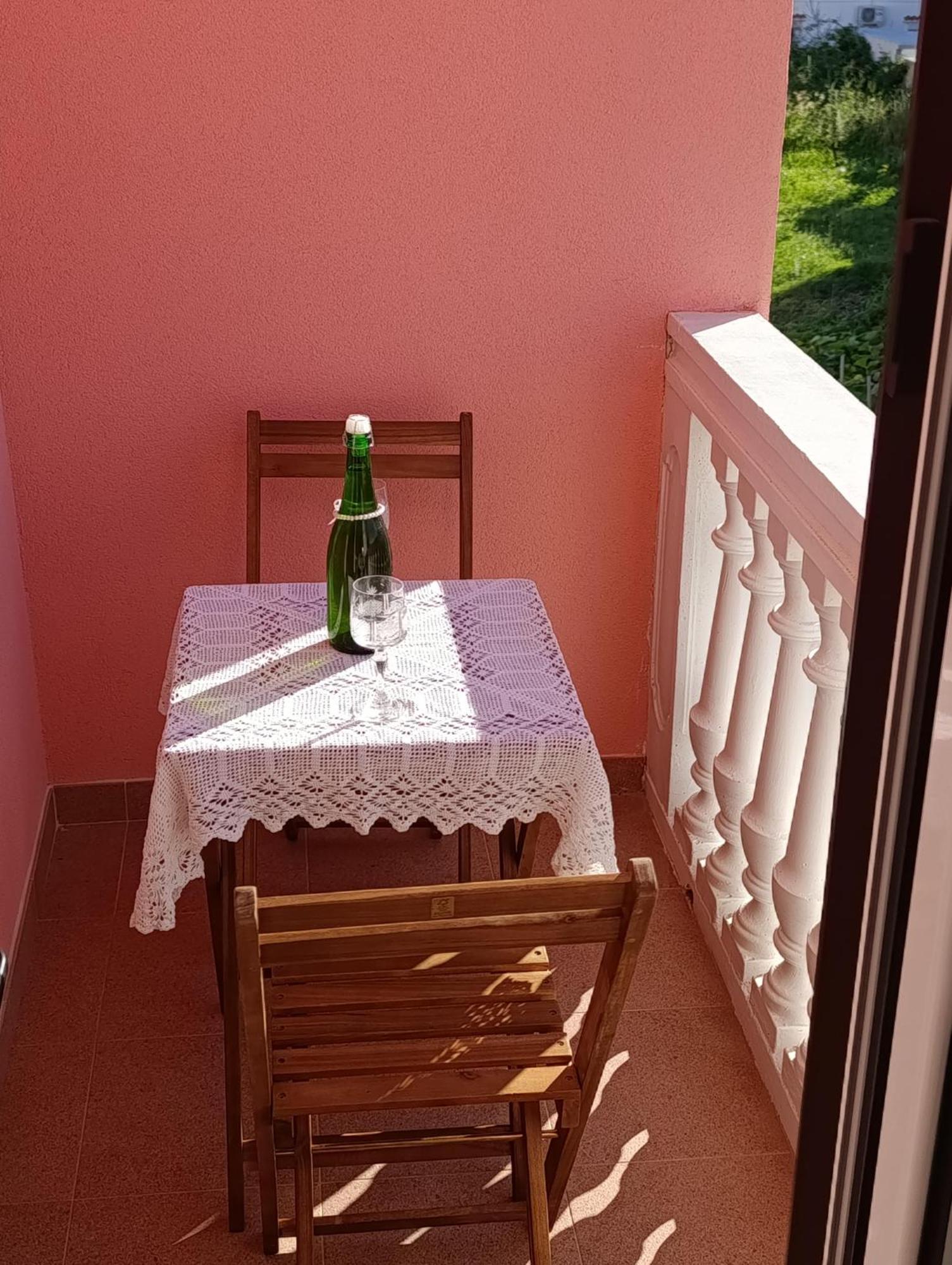 Apartmani Peko باغ المظهر الخارجي الصورة