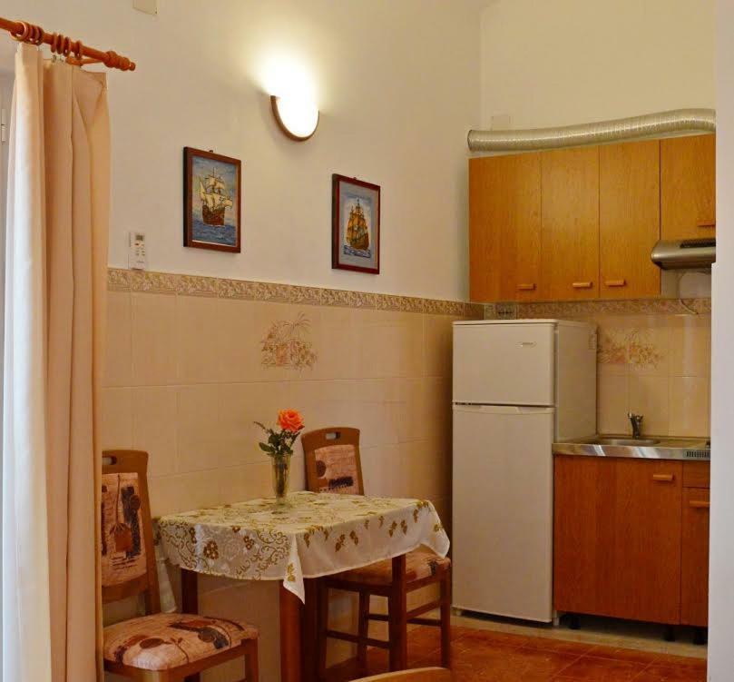 Apartmani Peko باغ المظهر الخارجي الصورة