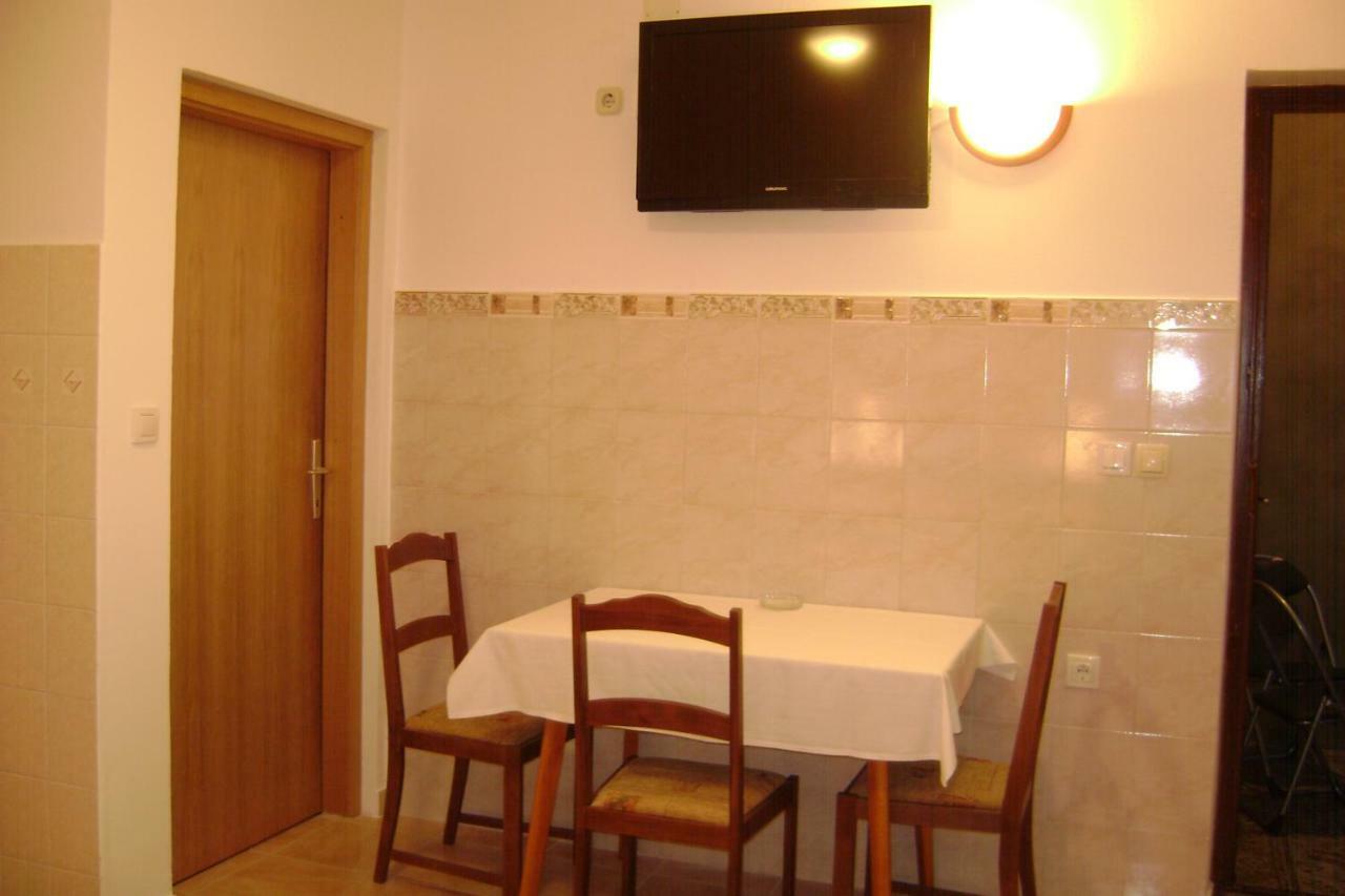 Apartmani Peko باغ المظهر الخارجي الصورة